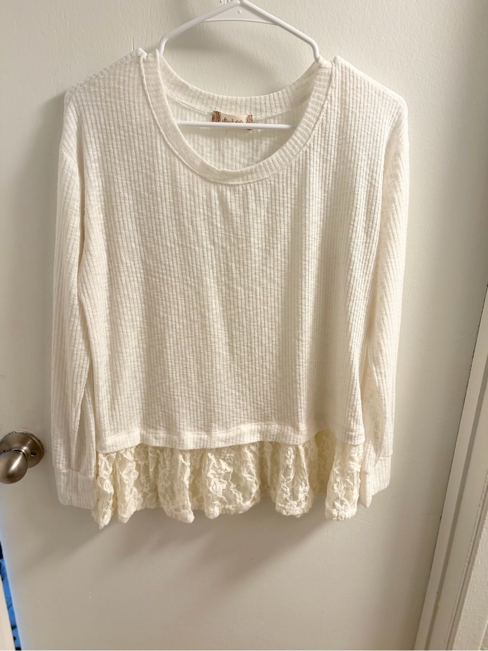 Altar'd State White Waffle Knit Thermal Top with Lace Hem Size XS